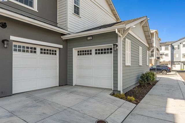 37389 Salt Grass Rd, Newark CA: https://media.crmls.org/mediaz/5b2ee96c-c757-4ee5-9cf3-a0e56a5639cc.jpg