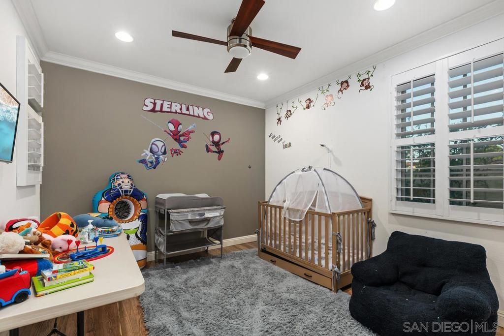 MLS #250030585SD img 15