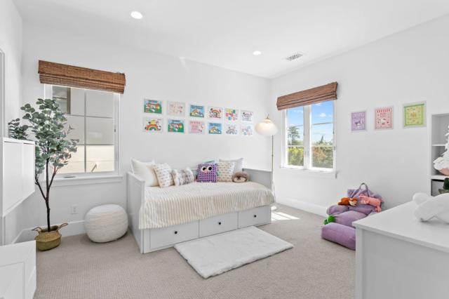 42059 Vinha Way, Fremont CA: https://media.crmls.org/mediaz/5b2f7b30-a6ae-4099-9c6e-c68f09635865.jpg