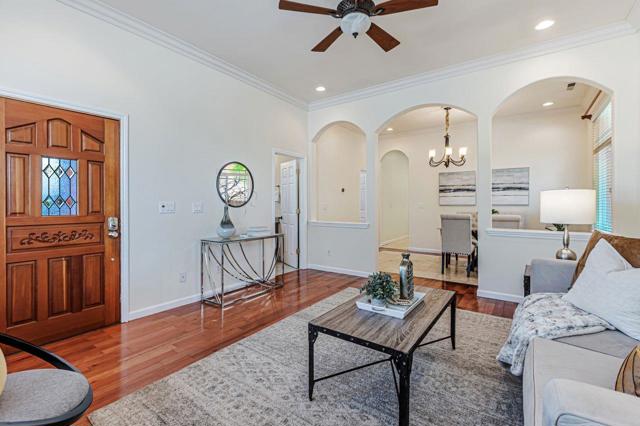 124 S 24th Street, San Jose CA: https://media.crmls.org/mediaz/5b2f85a5-60af-4ed7-a2be-67eebd01ebf4.jpg