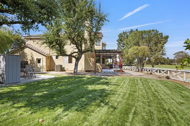 310 Bonnie Lane, Hollister CA: https://media.crmls.org/mediaz/5b316ea4-8141-4774-8d93-7bbdb5be8137.jpg