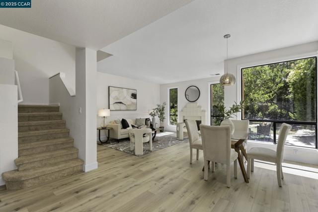 731 Lakemont Pl, San Ramon CA: https://media.crmls.org/mediaz/5b31c105-20cf-4b03-9e6e-a301b12e0ff9.jpg