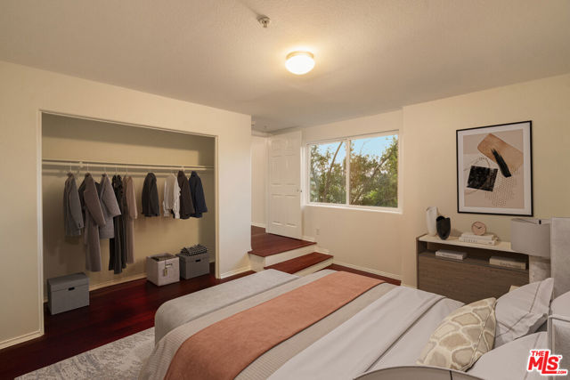 2447 Norwalk Avenue, Los Angeles CA: https://media.crmls.org/mediaz/5b32556c-ddb6-4e55-a519-e66c6c54f162.jpg