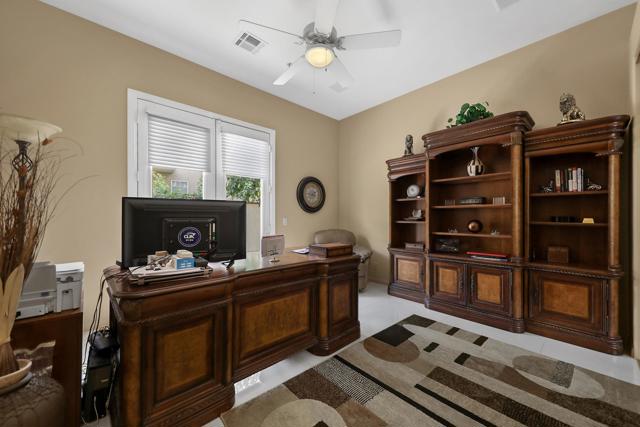 79505 Saint Margarets Bay, Bermuda Dunes CA: https://media.crmls.org/mediaz/5b32f867-171e-4fee-ab15-a25c2f414123.jpg