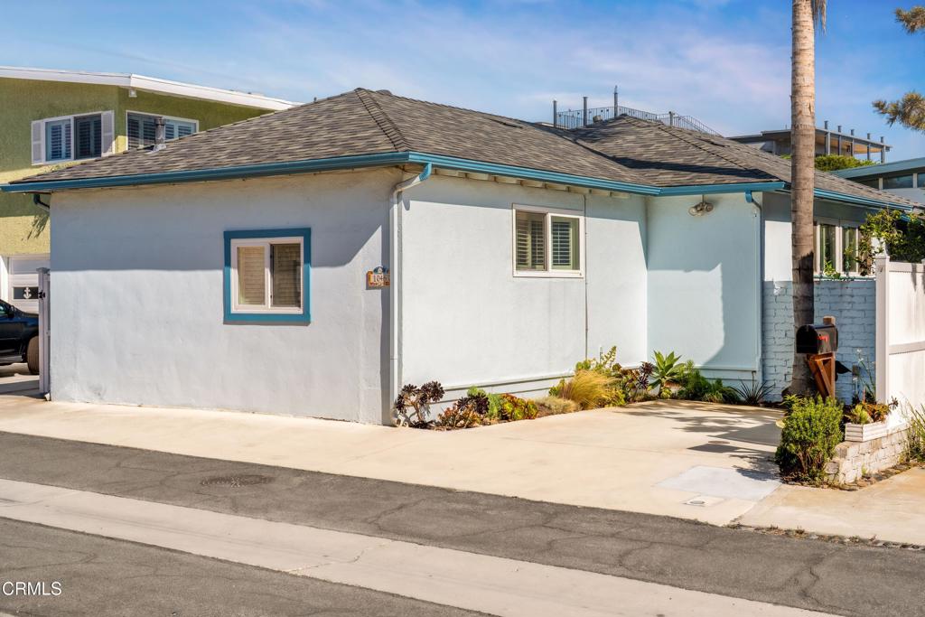 1046 Driftwood Lane