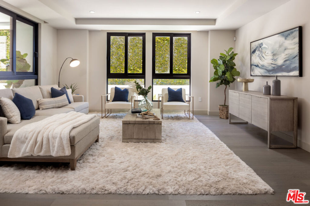 17318 TRAMONTO Drive 603, Pacific Palisades, CA 90272