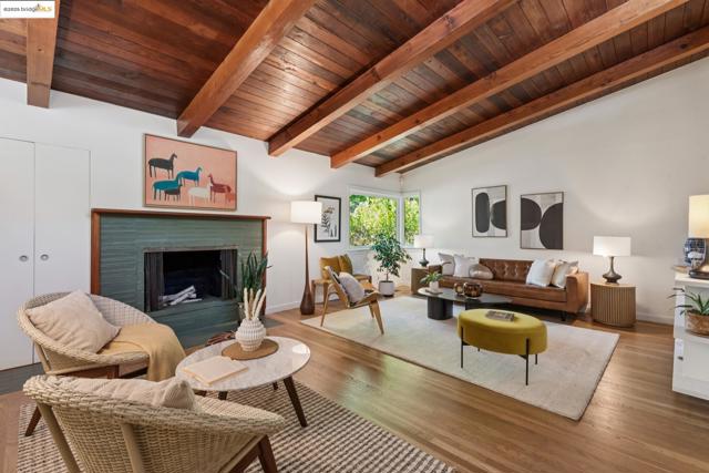 39 Norwood Ave, Kensington CA: https://media.crmls.org/mediaz/5b346eaf-34a3-4ac0-90e2-a6b6d97826b9.jpg