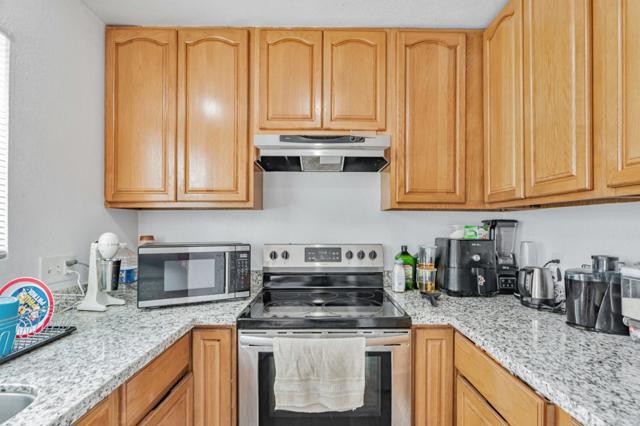 2560 Kenton Court, Santa Rosa CA: https://media.crmls.org/mediaz/5b34bf0a-c392-4b87-88ee-ff85320cac85.jpg