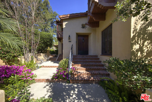885 Cumberland Road photo 4