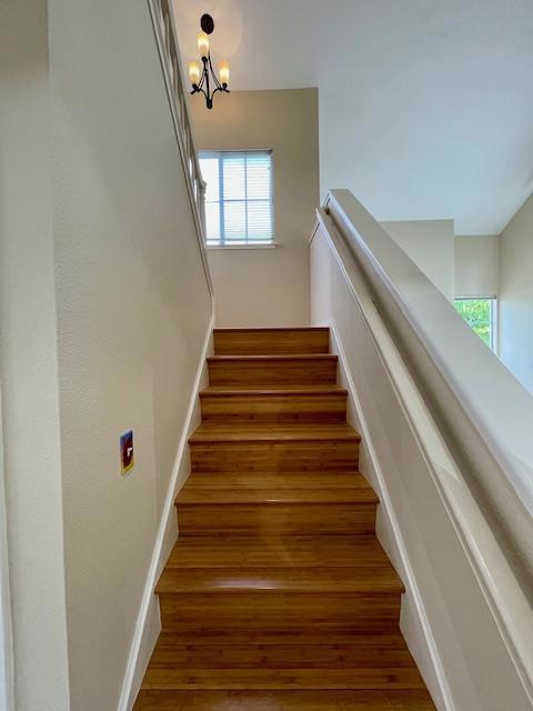 112 Concord Circle, Mountain View CA: https://media.crmls.org/mediaz/5b361466-7b5a-49a7-9591-faa1463e1781.jpg