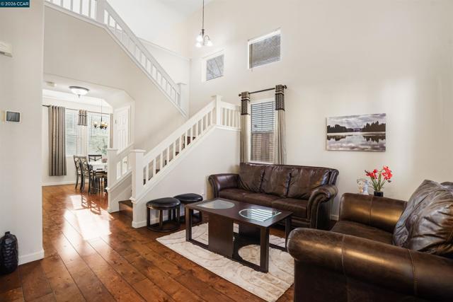 Image 35 of 60 For 34 Elmwood Dr