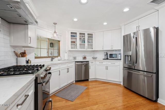 6036 Gitana Avenue, Camarillo CA: https://media.crmls.org/mediaz/5b36c477-5b6a-4dce-8f1d-4af6c6223fc1.jpg