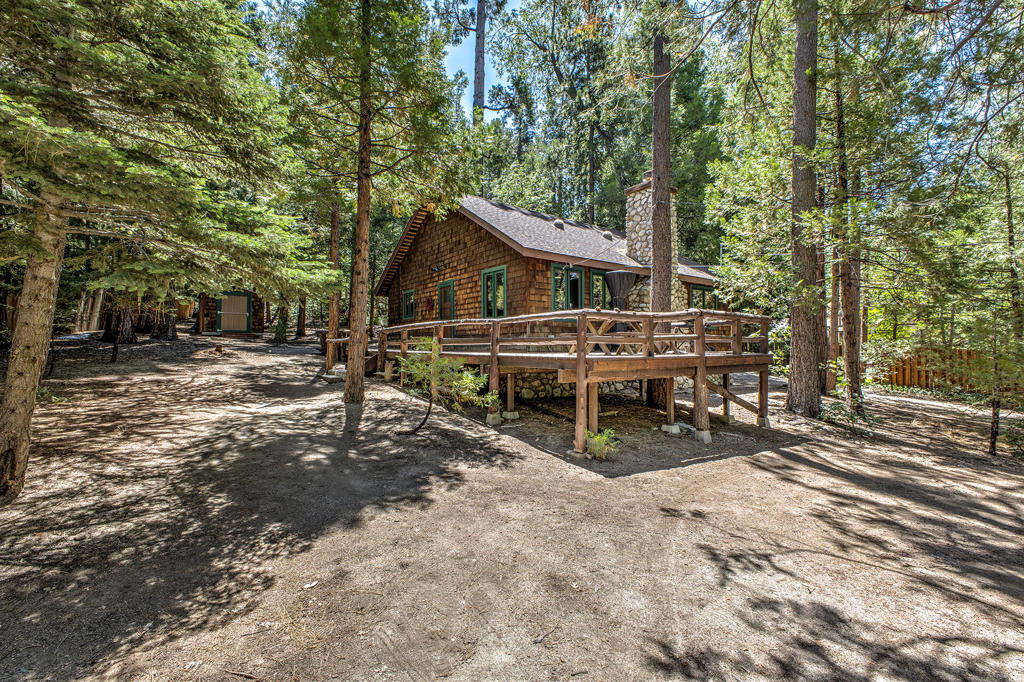 54205 Strawberry Valley Drive, Idyllwild, CA 92549