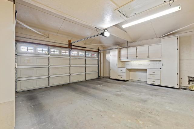 1349 Via Firenze, San Marcos CA: https://media.crmls.org/mediaz/5b37696e-f380-4fbd-afe8-7fe52d6c15c8.jpg