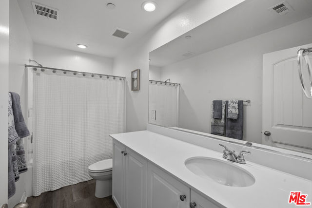 Image 5 of 31 For 6625 Ardmore Court