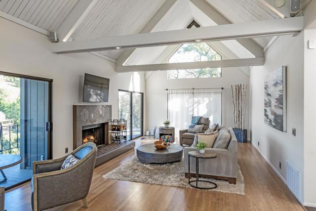 5 Sandstone Street, Portola Valley CA: https://media.crmls.org/mediaz/5b38c7e1-2ef5-46f6-86e8-6137165b40d1.jpg