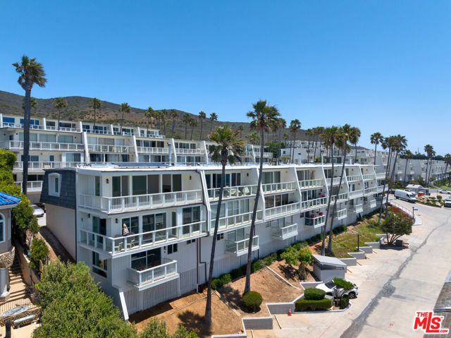 Drew Fenton | 11836 Ebb Tide Lane Malibu CA | MLS: 7300750