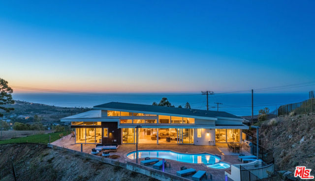 3 Bed Home for Sale in Malibu, California