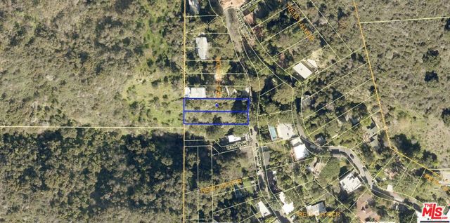 10074 Westwanda Drive, Beverly Hills CA: https://media.crmls.org/mediaz/5b39c0bd-0d46-42bd-977c-68a76910be14.jpg