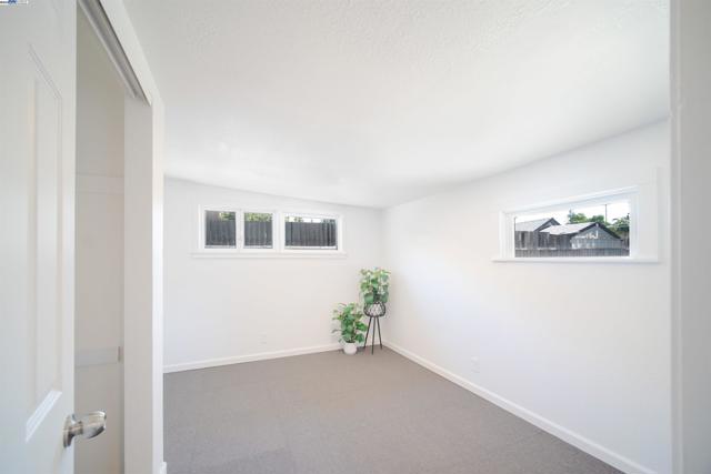 789 S 12Th St, San Jose CA: https://media.crmls.org/mediaz/5b39e48b-e64c-47ab-8fdb-89ac8e2766e9.jpg
