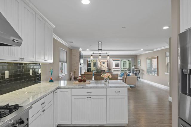 Detail Gallery Image 19 of 59 For 104 La Brea St, Oxnard,  CA 93035 - 3 Beds | 3/1 Baths