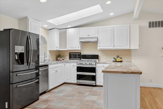 2065 Hacienda Street, Seaside CA: https://media.crmls.org/mediaz/5b3a3907-acb3-4fe9-bf4e-0227db65327e.jpg