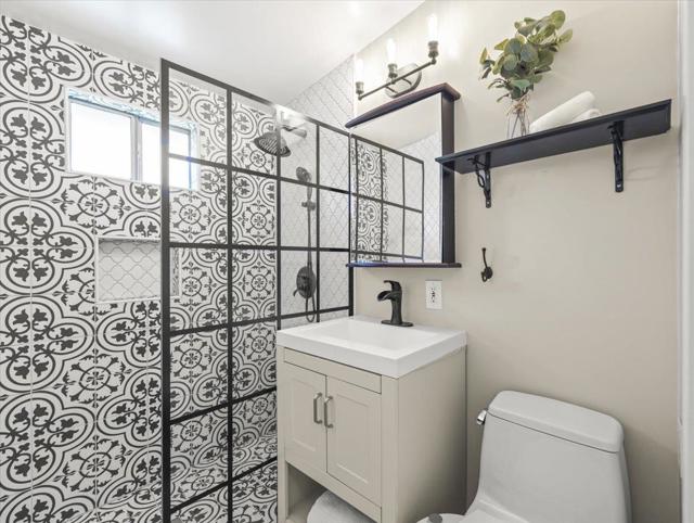 494 Century Drive, Campbell CA: https://media.crmls.org/mediaz/5b3afab5-55d9-4c3d-9498-1d92ad83ec2f.jpg