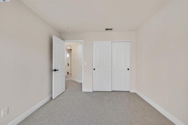 32 Maximo Ct, Danville CA: https://media.crmls.org/mediaz/5b3cadeb-034a-4302-88d1-d2cc1588dc41.jpg