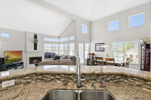 12662 Springbrook Dr, San Diego CA: https://media.crmls.org/mediaz/5b3cef1d-f95c-495e-bf54-dc926c9593f7.jpg