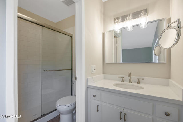 1368 Sheffield Place, Thousand Oaks CA: https://media.crmls.org/mediaz/5b3db41e-d815-4098-a4b2-51a99fcc691d.jpg