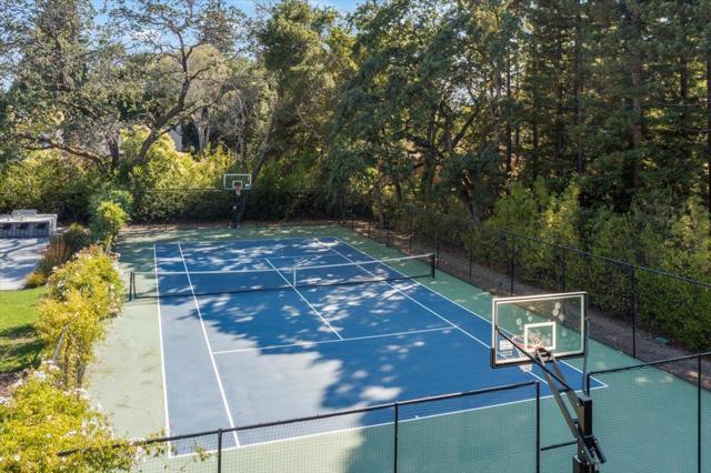 88 Tuscaloosa Avenue, Atherton CA: https://media.crmls.org/mediaz/5b3feb16-a3d5-46b9-9c07-4128c731c8a5.jpg