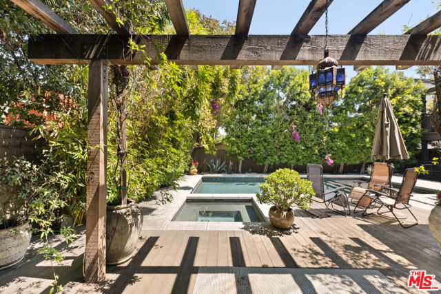1421 Edgecliffe Drive, Los Angeles CA: https://media.crmls.org/mediaz/5b413a7e-a52d-431e-ab69-a12648ad8492.jpg