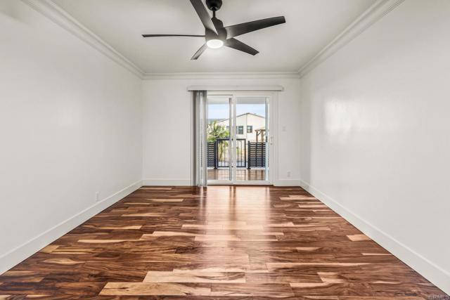 Detail Gallery Image 9 of 19 For 1525 Laurel  Rd, Oceanside,  CA 92054 - 4 Beds | 3 Baths