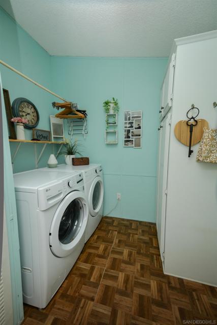 10767 Jamacha Blvd., Spring Valley CA: https://media.crmls.org/mediaz/5b41ea88-0b2d-431a-bfba-f6fc060a458f.jpg