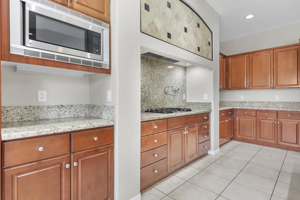 MLS #219149594DA image #13