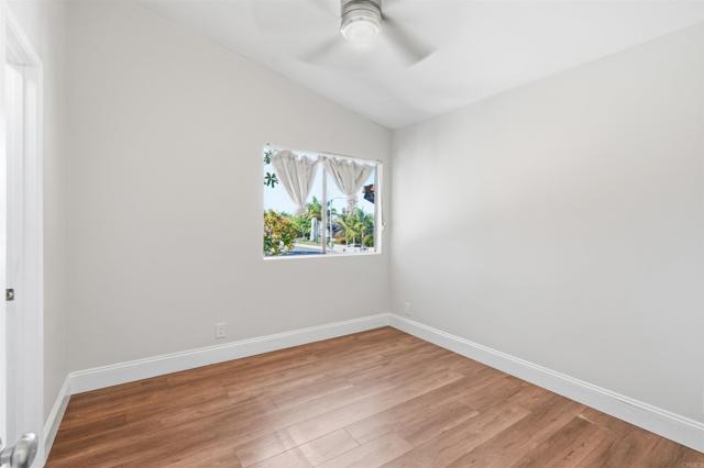 Detail Gallery Image 24 of 34 For 940 Stern Ln, Oxnard,  CA 93035 - 4 Beds | 2/1 Baths