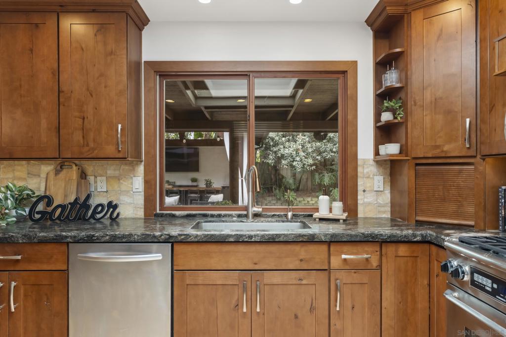 489 La Costa Ave - photo 17