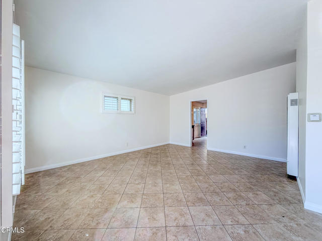 Detail Gallery Image 4 of 35 For 1065 Belfast Ln, Ventura,  CA 93001 - 3 Beds | 1 Baths