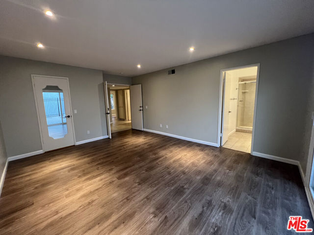 16650 Rinaldi Street, Granada Hills CA: https://media.crmls.org/mediaz/5b45b95d-6e2c-4ec7-8454-20480e29ea53.jpg