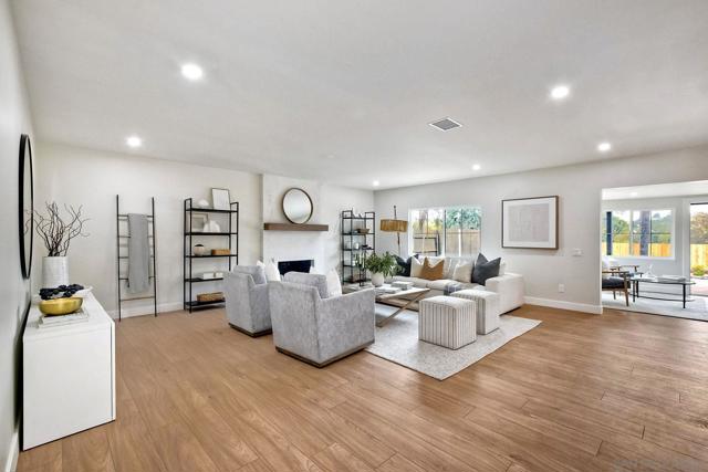 6630 Park Ridge Blvd, San Diego CA: https://media.crmls.org/mediaz/5b462887-3a2c-4835-93f6-be3edc59c458.jpg