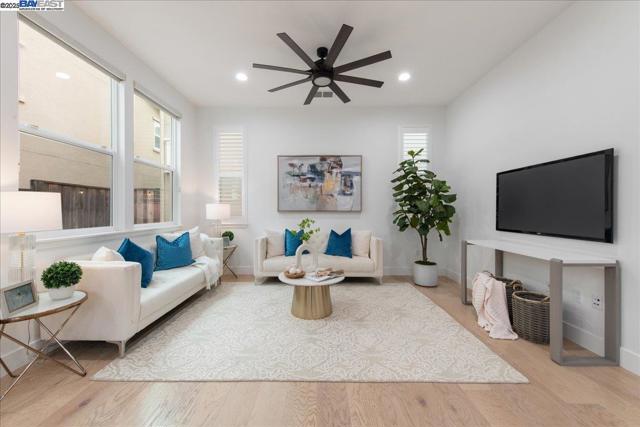4026 Chalk Hill Way, Dublin CA: https://media.crmls.org/mediaz/5b46c4c3-4838-4572-9c11-357985a81f1d.jpg