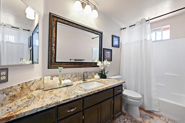 1340 Corte Lira, San Marcos CA: https://media.crmls.org/mediaz/5b4703b9-dbbe-439f-9cab-e7bac2ec16d3.jpg