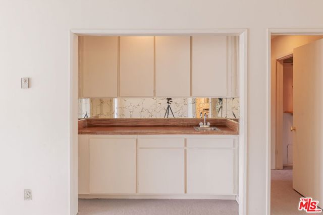 8701 Delgany Avenue, Playa del Rey CA: https://media.crmls.org/mediaz/5b486217-d207-4cf3-aeb9-499d146e99d3.jpg