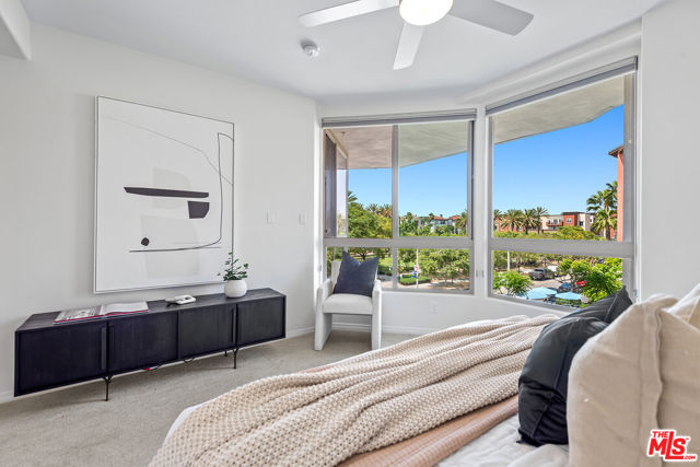 13044 Pacific, Playa Vista CA: https://media.crmls.org/mediaz/5b48fb5f-8712-4d4b-aec1-8538caf53e16.jpg