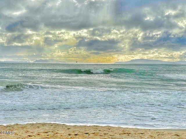 Detail Gallery Image 4 of 31 For 5003 Island View St, Oxnard,  CA 93035 - 3 Beds | 2 Baths