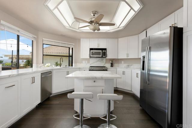 Detail Gallery Image 6 of 35 For 13336 Corte De Comares, Rancho Bernardo (San Diego),  CA 92128 - 3 Beds | 2 Baths