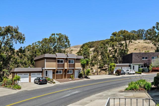 858 Stonegate Drive, South San Francisco CA: https://media.crmls.org/mediaz/5b4b1ec0-18fe-47b4-a596-26c47e128606.jpg