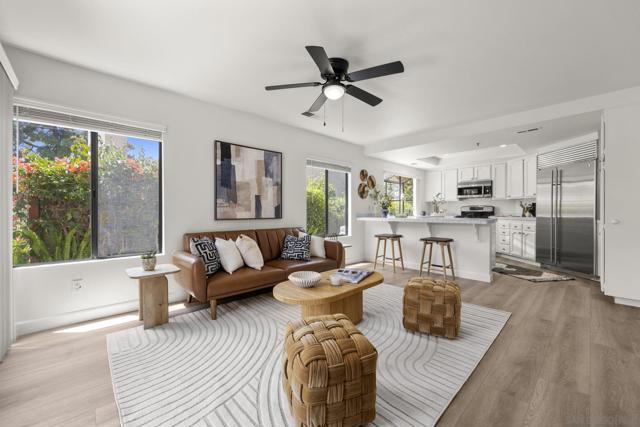 1894 Spyglass Cir, Vista CA: https://media.crmls.org/mediaz/5b4d645c-fe88-43bc-bbd1-3f48e86a0ef8.jpg