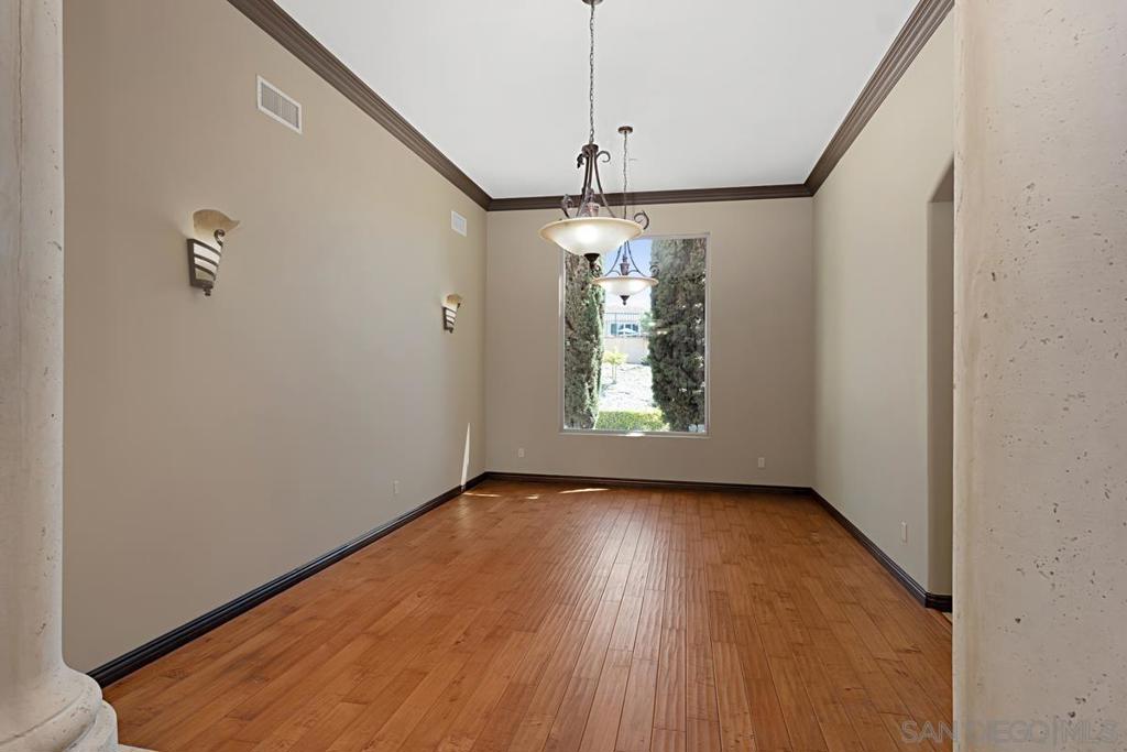 MLS #250034511SD image #10