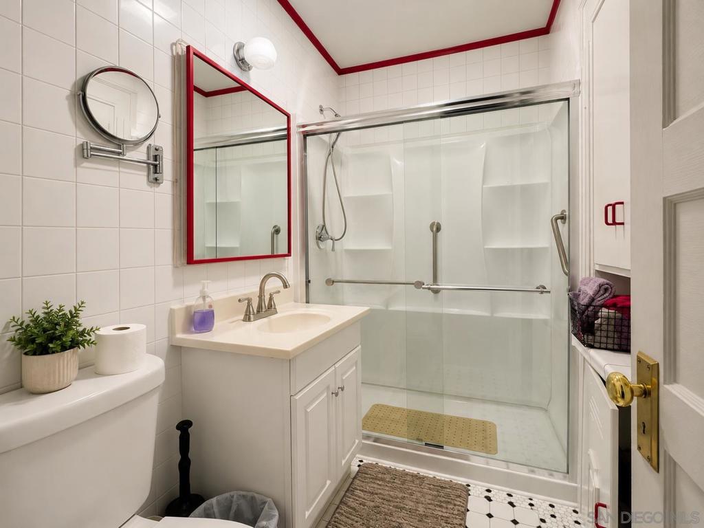1831 Meade Ave - photo 9